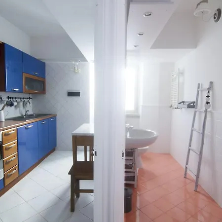 Lucia Di Casa Dipinta Appartamento *
